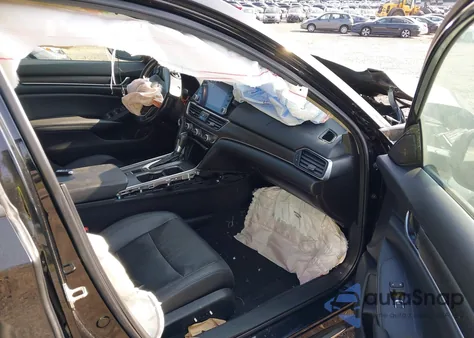 2020 Honda Accord Ex-L z USA, uszkodzony, nr VIN 1HGCV1F58LA077089